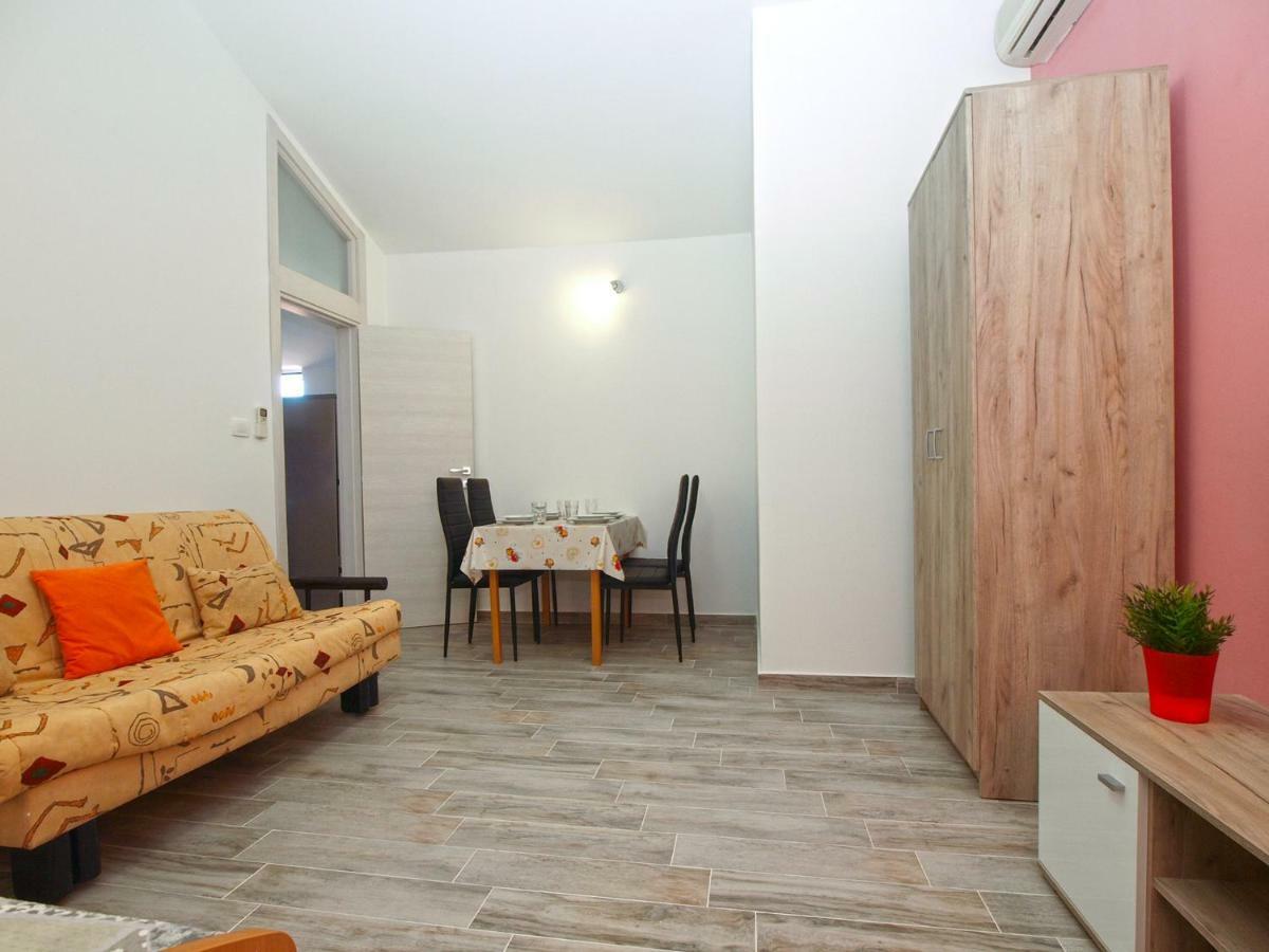 Apartments Oriana 898 Pula Exterior foto